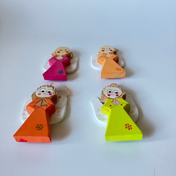 Vintage Christmas Tree Ornaments: Hand Carved Wooden Angels, Set of 4 - Picture 6 of 7
